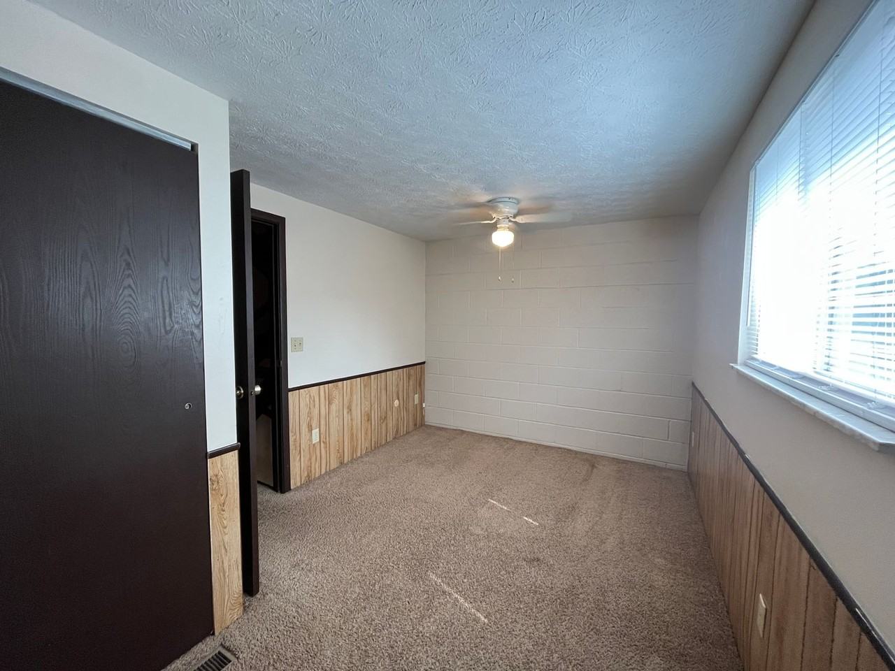 201-53 W. 9th Ave. SK - Photo 5 of 50