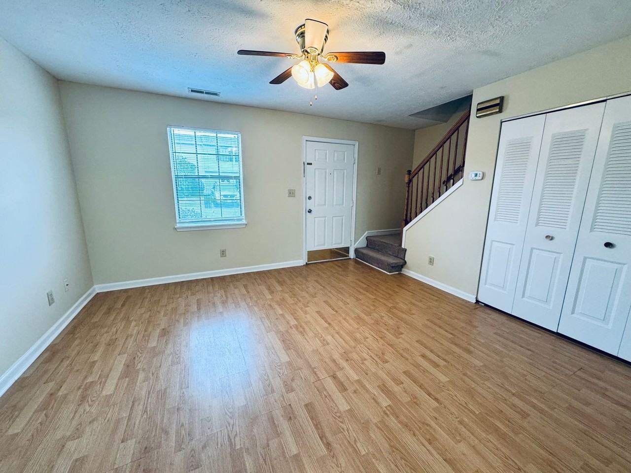 31 Countryplace Ln - Photo 2 of 11