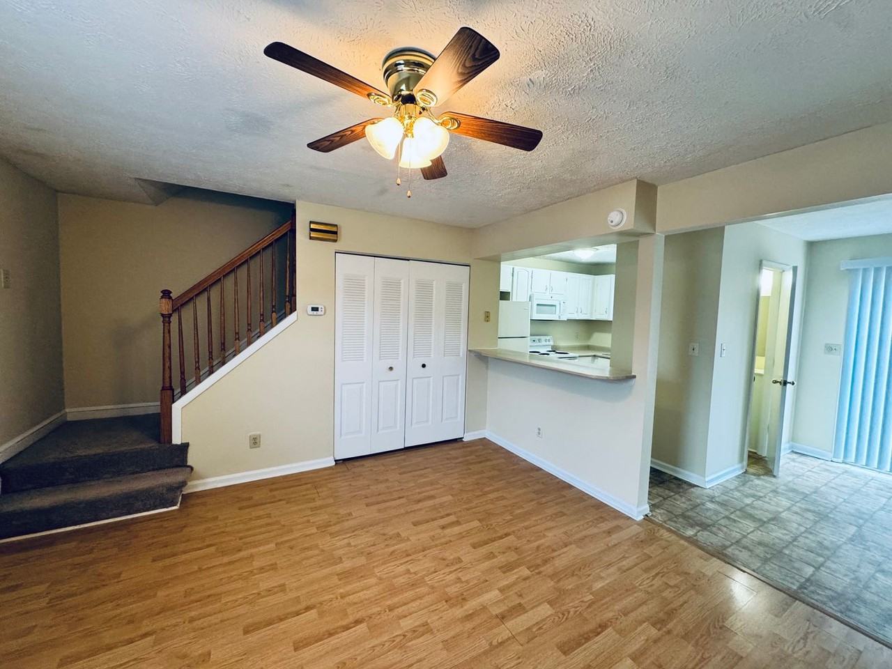 31 Countryplace Ln - Photo 7 of 11