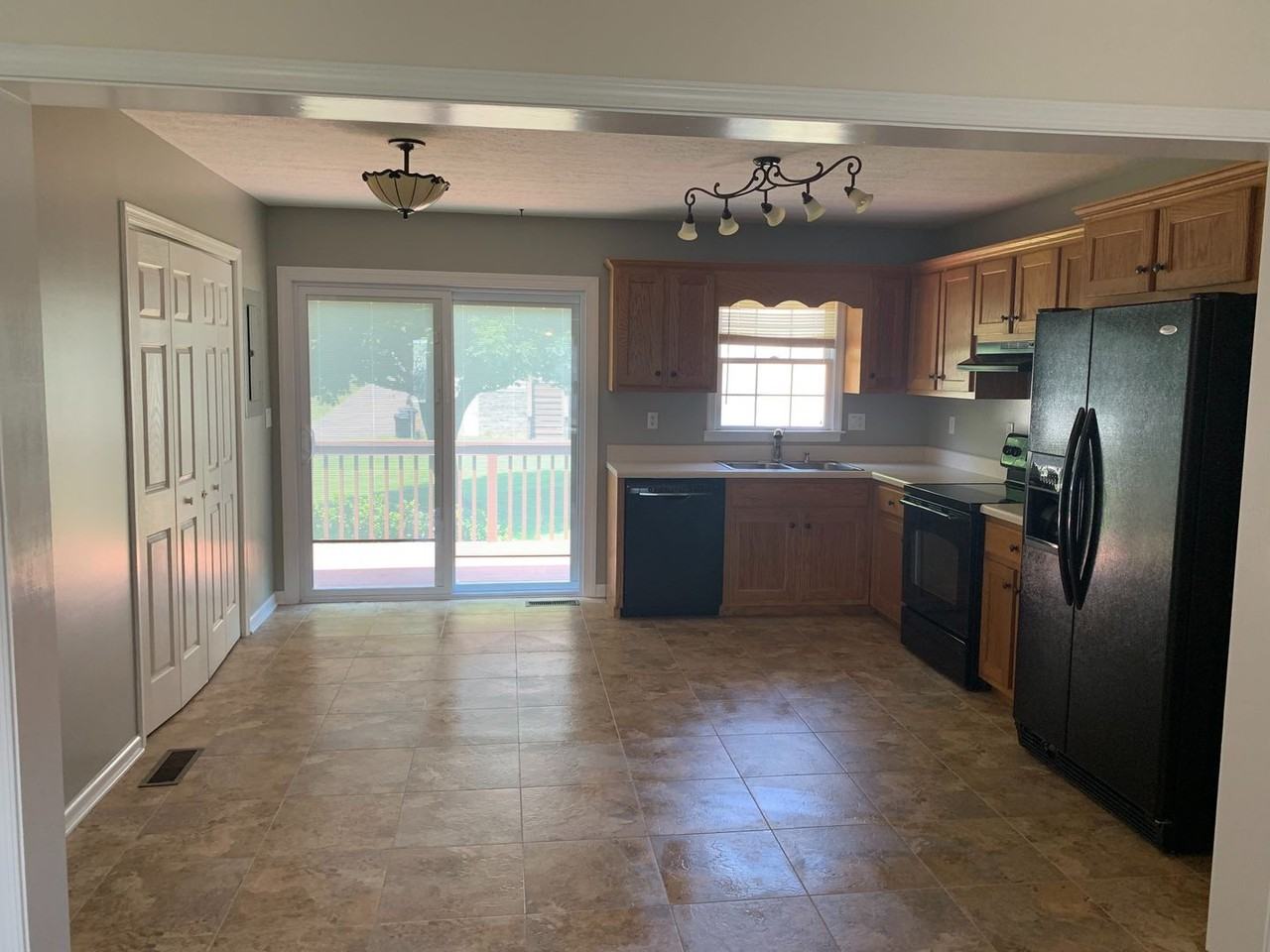 217 Mcclung Pl - Photo 4 of 10