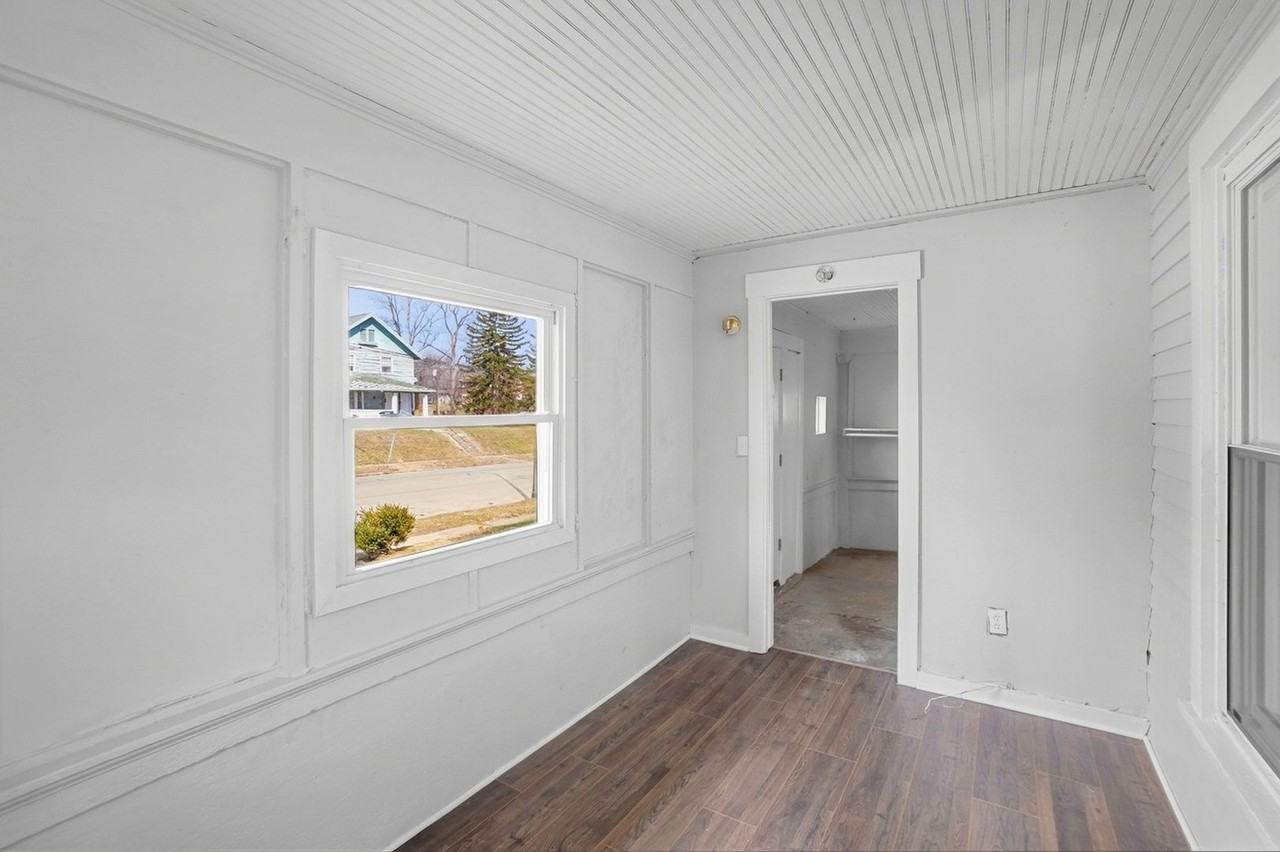 434 Lexington Ave - Photo 3 of 30