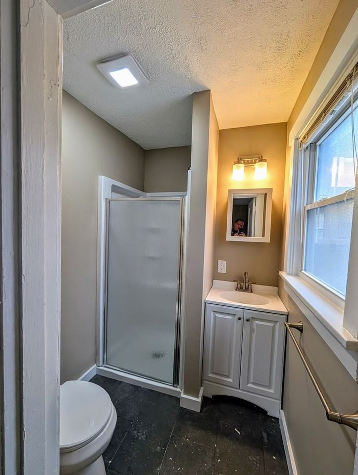 1668 Crafton Blvd - Photo 5 of 5