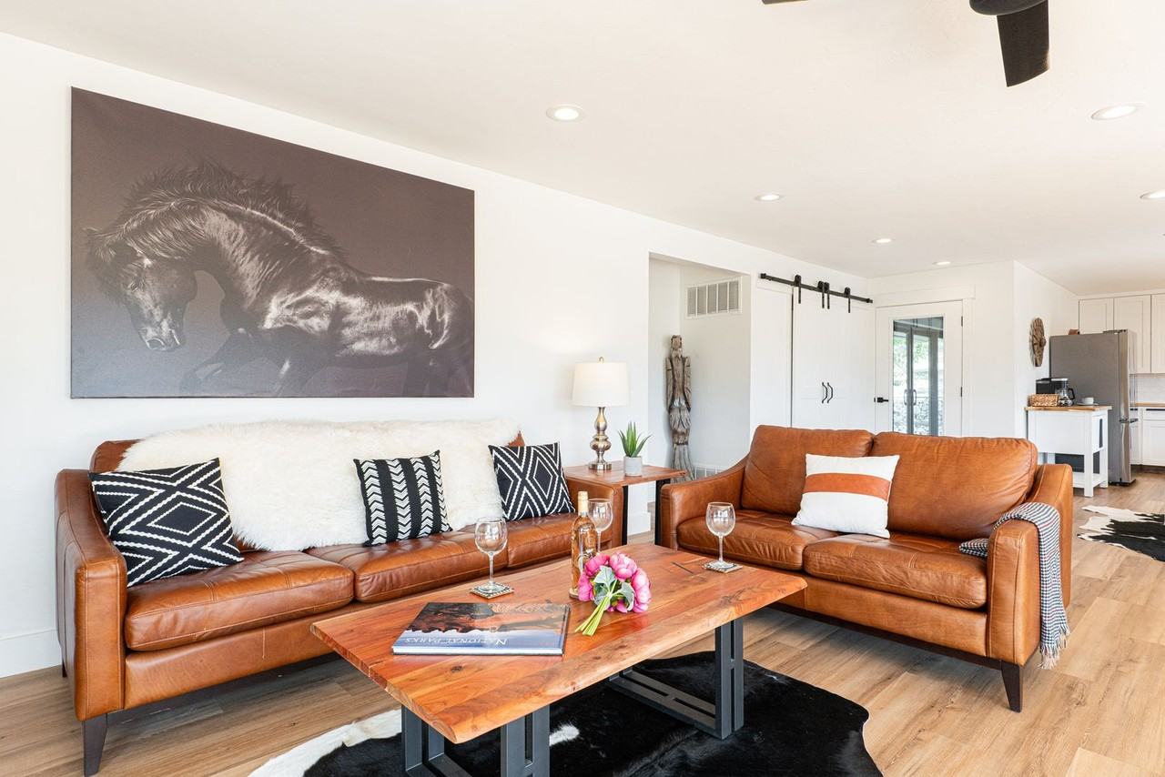 6250 Mountain View Dr - Photo 7 of 50