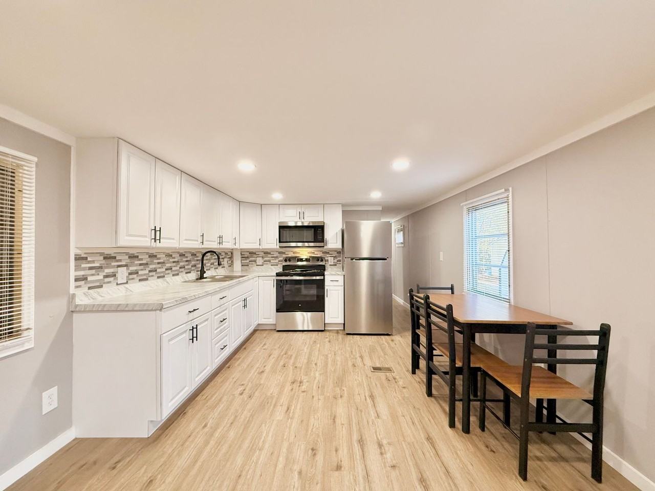 20 Magnolia Dr - Photo 3 of 17