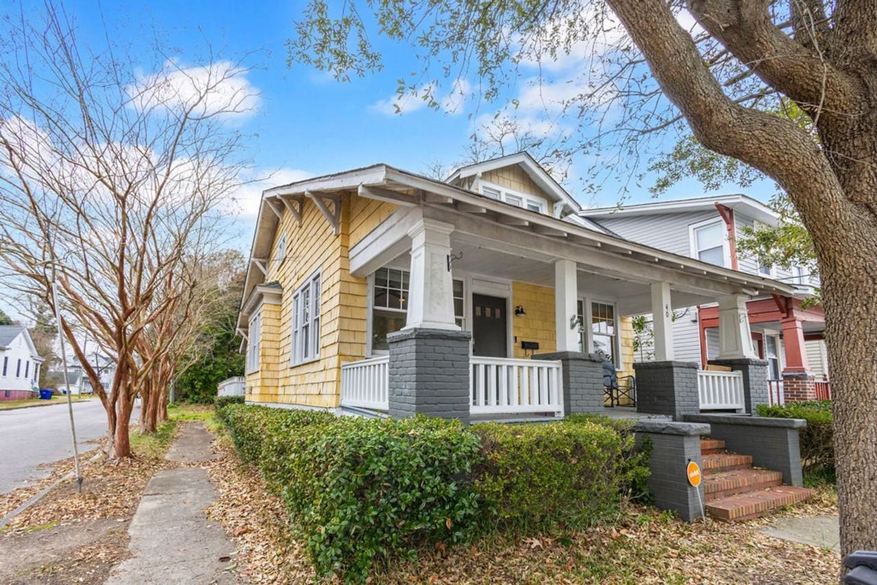 40 Webster Ave - Photo 2 of 15