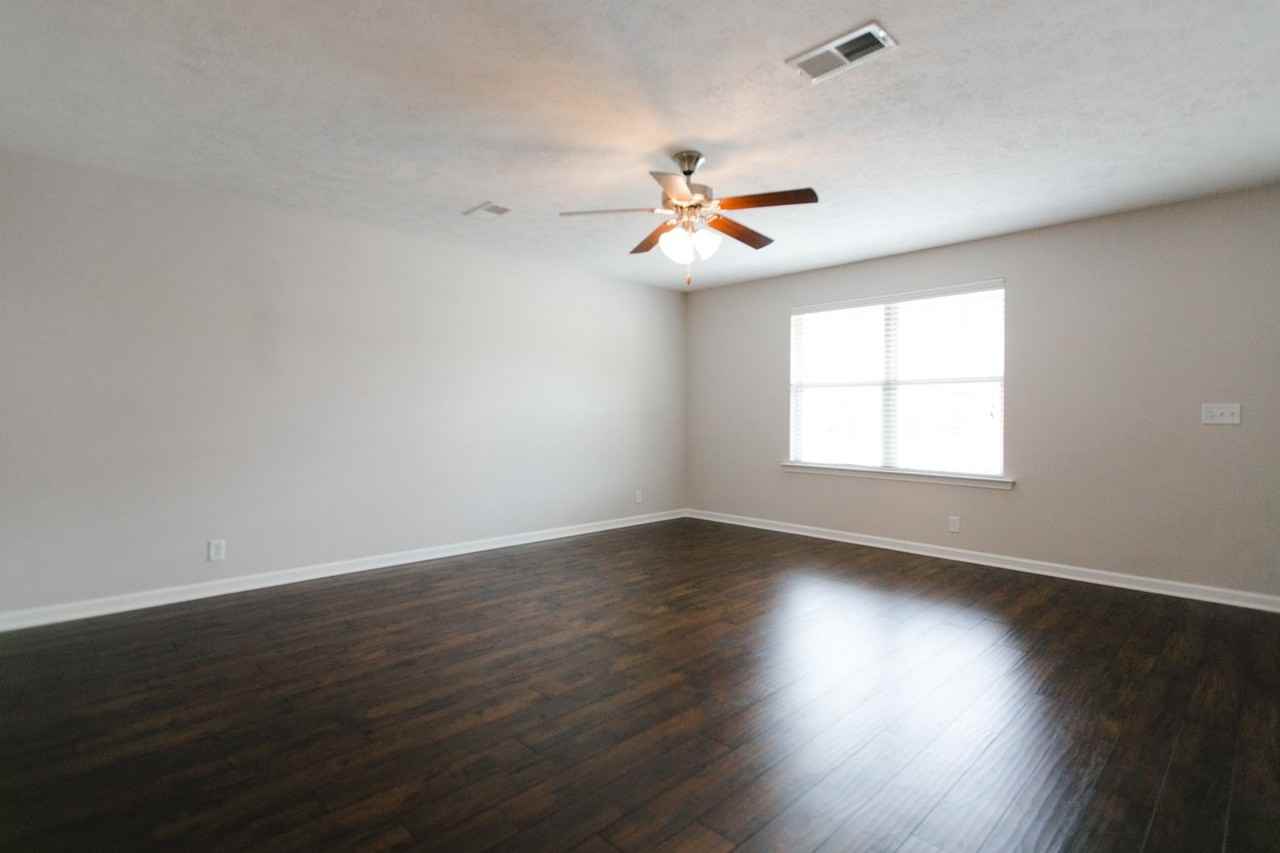 924 Gamely Way - Photo 4 of 28