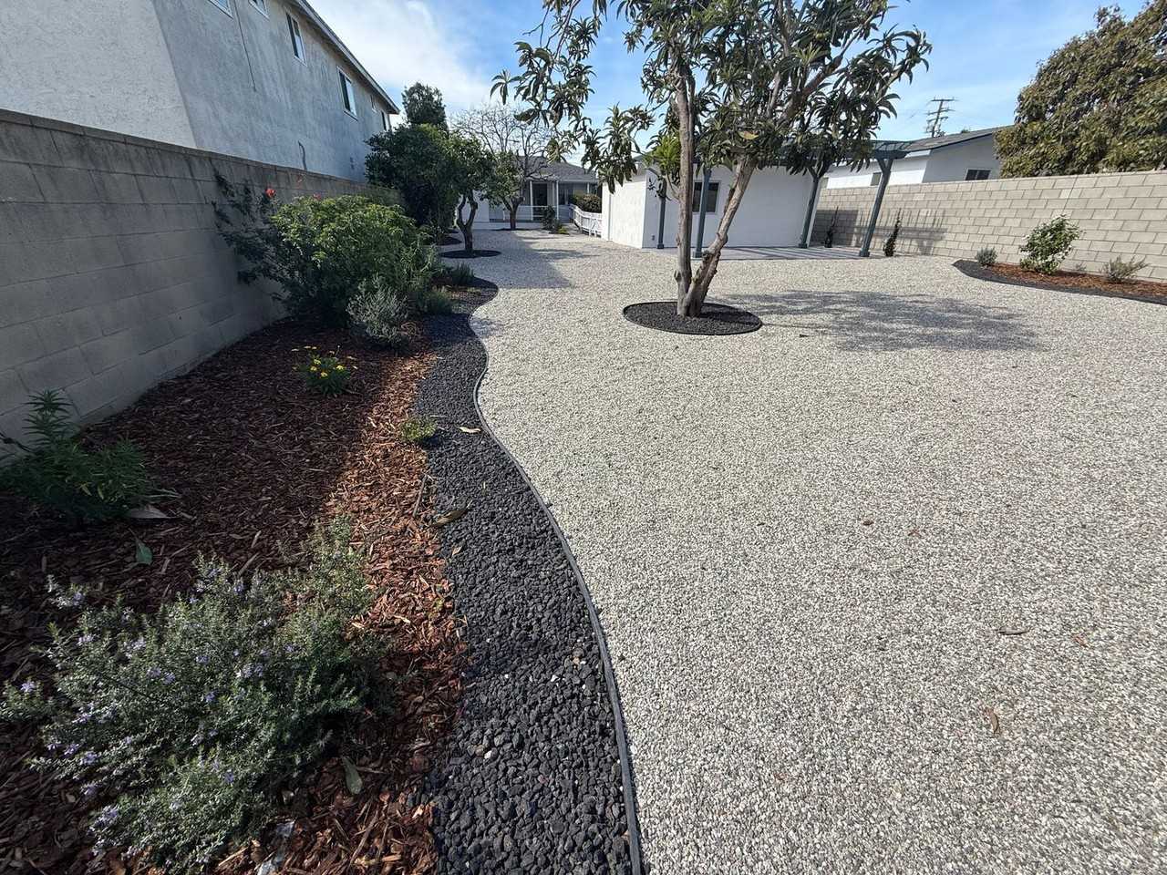 15908 S Manhattan Pl - Photo 5 of 14