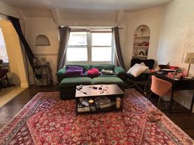 Tudor Hall~ Shadyside on the boarder of Oakland and Bloomfield~ convenient walkable location - Photo 1 of 1