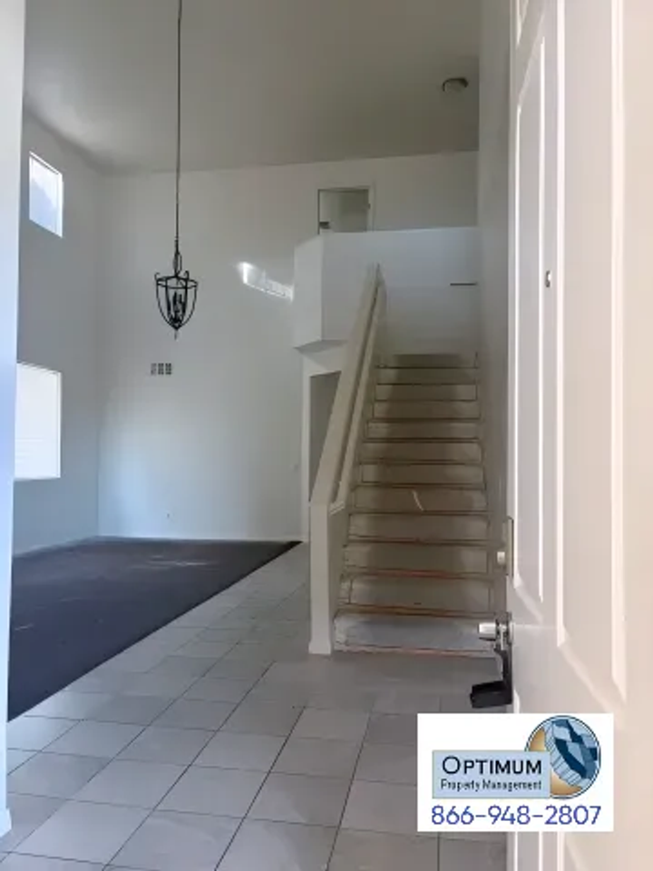 15852 Desert Poppy Ln - Photo 3 of 37