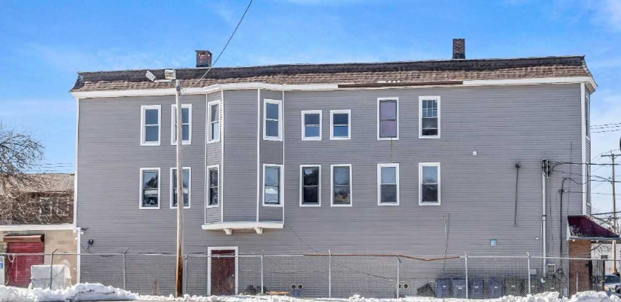 1322 Stratford Ave - Photo 3 of 35