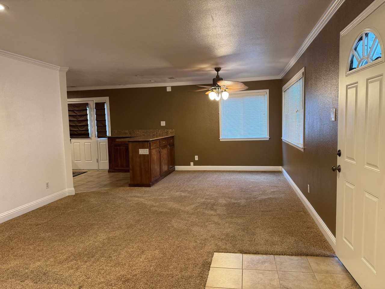 304 Livoti Ave - Photo 3 of 22