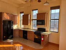 featured image of 323 Pine St