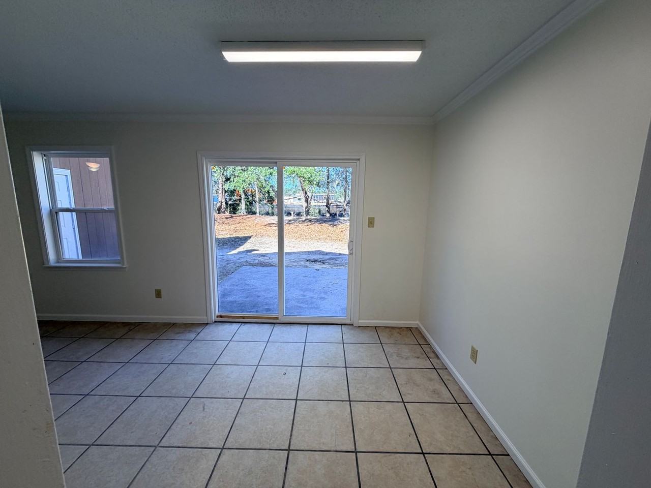 3104 Sundance Cir Apt B - Photo 5 of 23