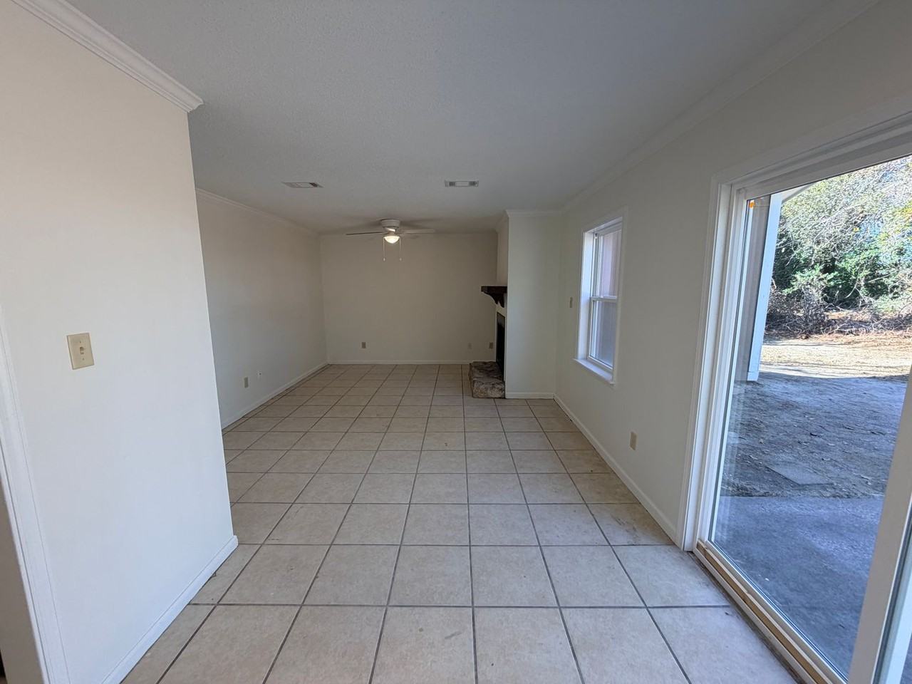 3104 Sundance Cir Apt B - Photo 6 of 23