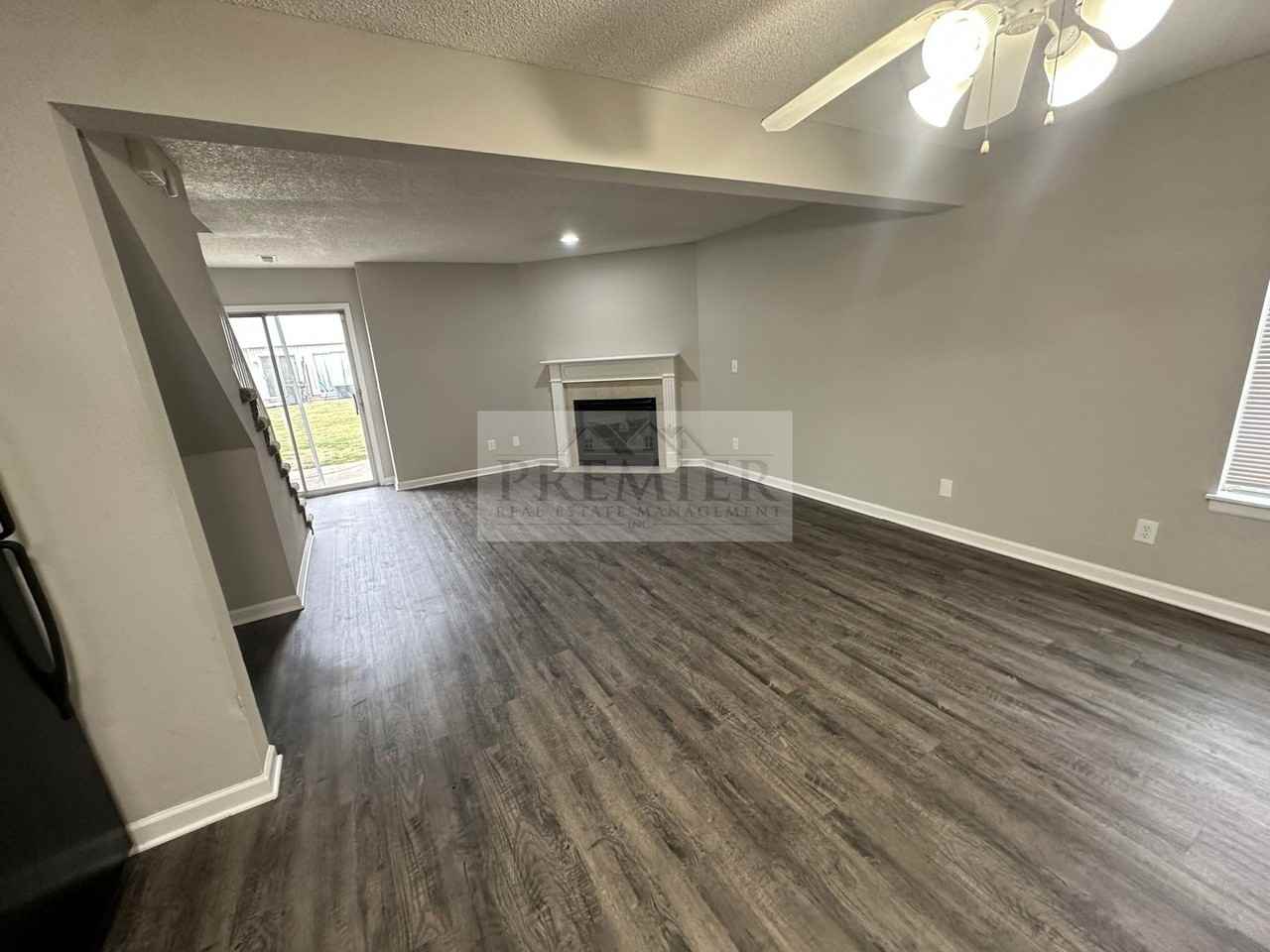 101 Ne Dogwood St #A - Photo 5 of 19