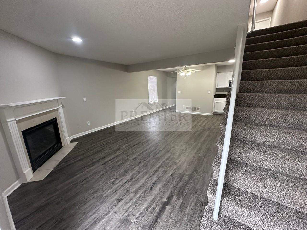 101 Ne Dogwood St #A - Photo 6 of 19