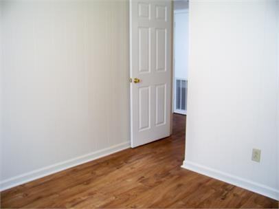 210 Shipman Rd #I - Photo 6 of 18