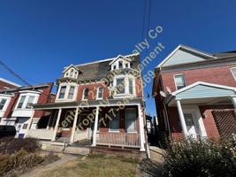 featured image of 1305 N George St 2nd Fl