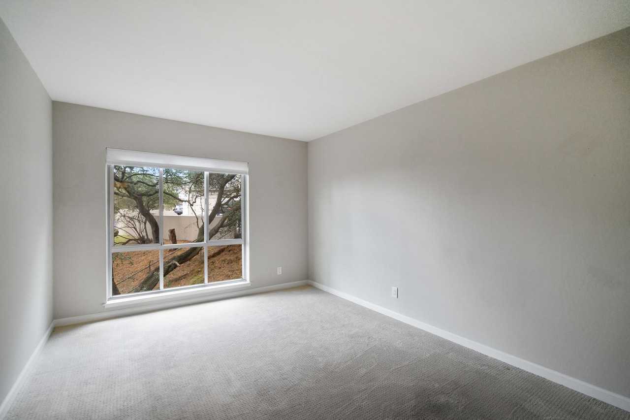 30 Mounds Rd #204 - Photo 6 of 16