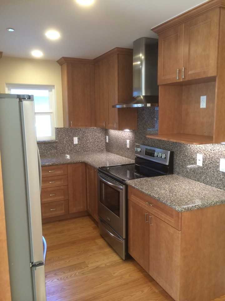 720 Lytton Ave - Photo 3 of 14