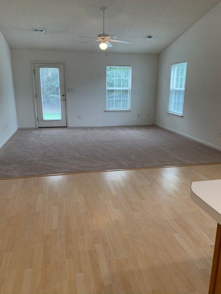 132 Springwood Ln - Photo 5 of 20