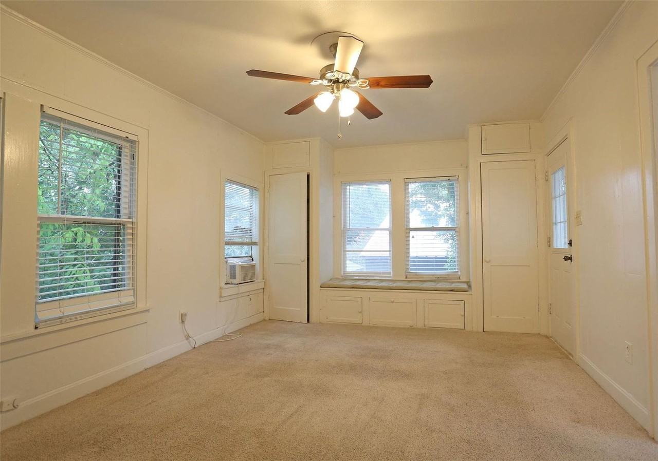 1133 W Clay St #C - Photo 3 of 8