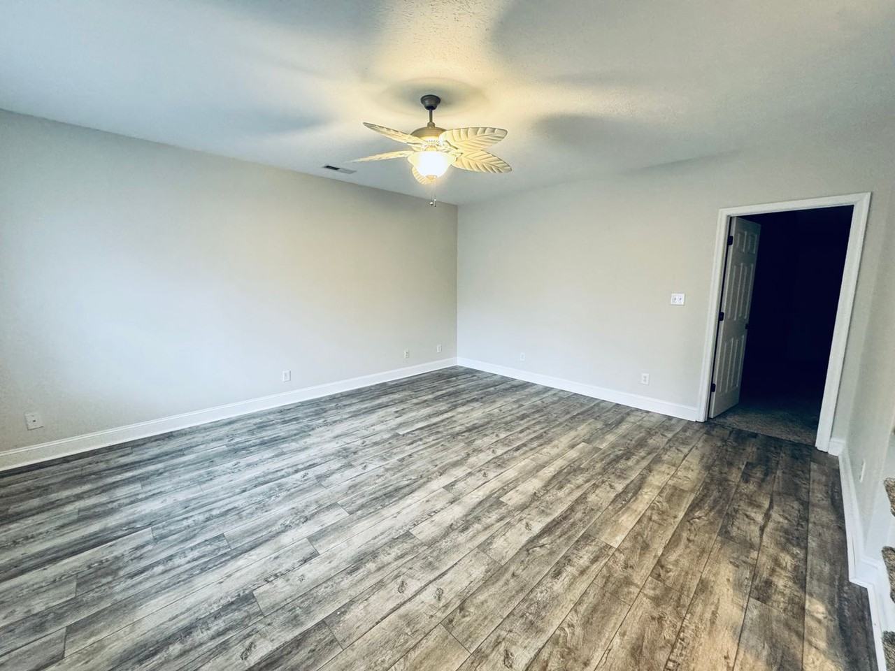 314 Northwynd Cir - Photo 2 of 21