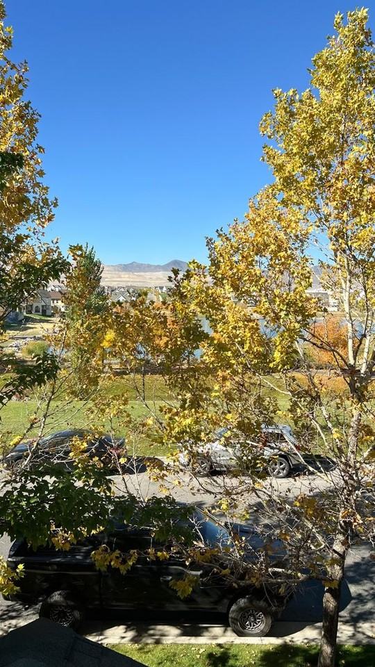 10519 S Oquirrh Lake Rd - Photo 7 of 24