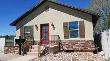 featured image of 457 N 400 W