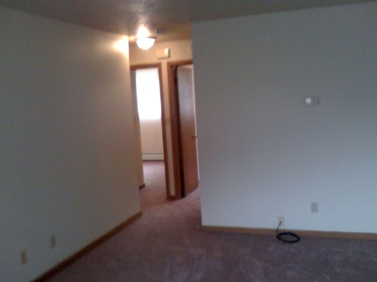 2523 N Garfield Ave - Photo 3 of 9