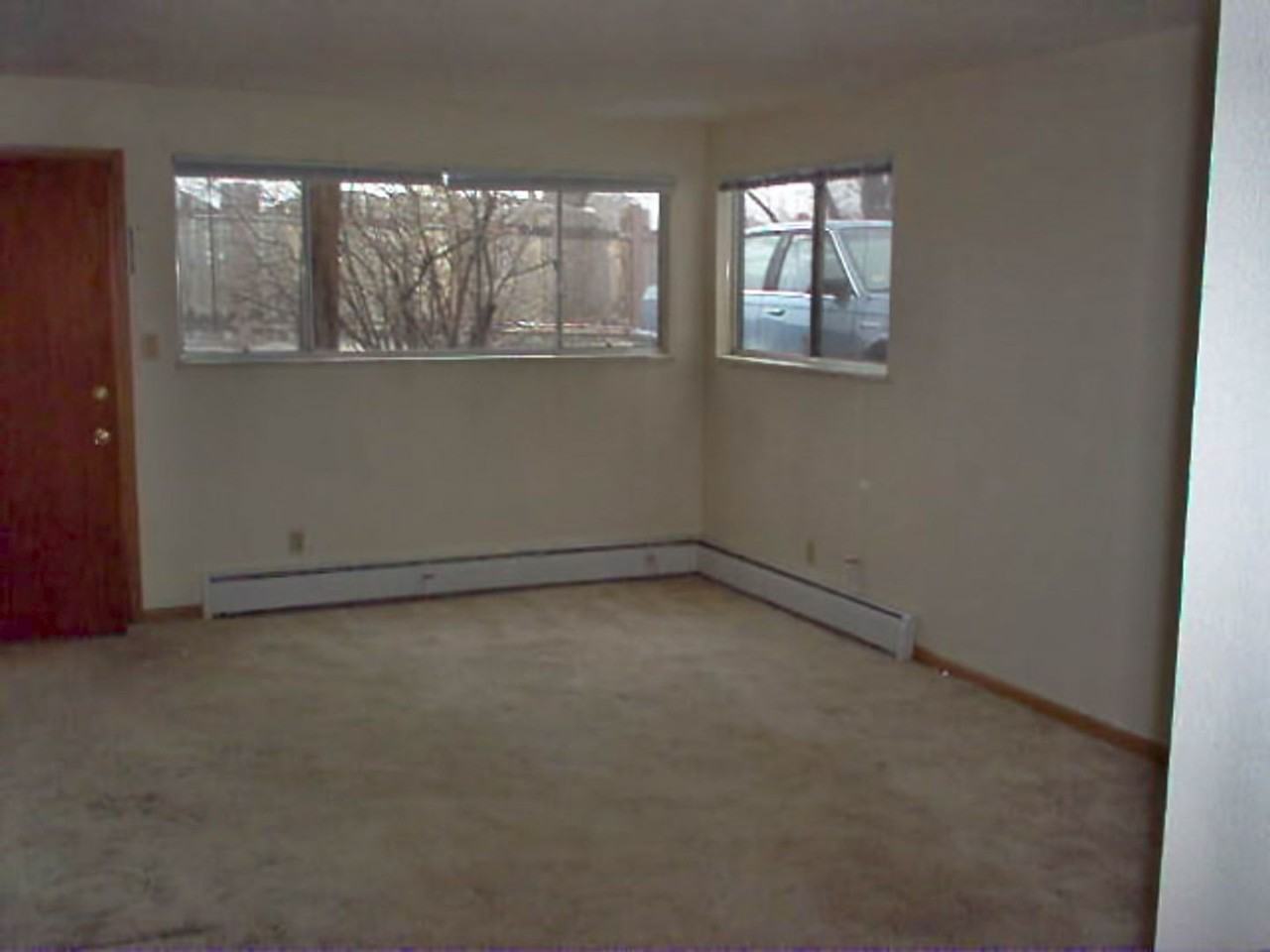 2523 N Garfield Ave - Photo 6 of 9