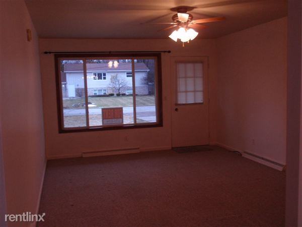 7885 Schirra Dr - Photo 3 of 9