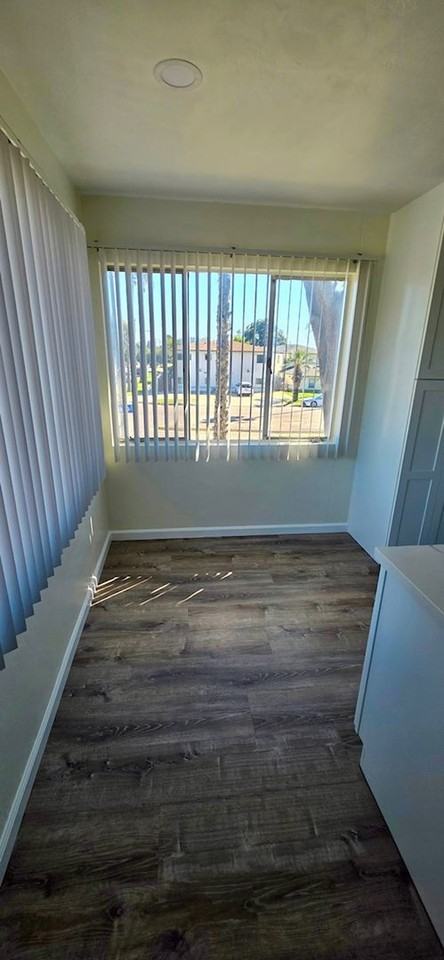 4404 Dawes St - Photo 7 of 12