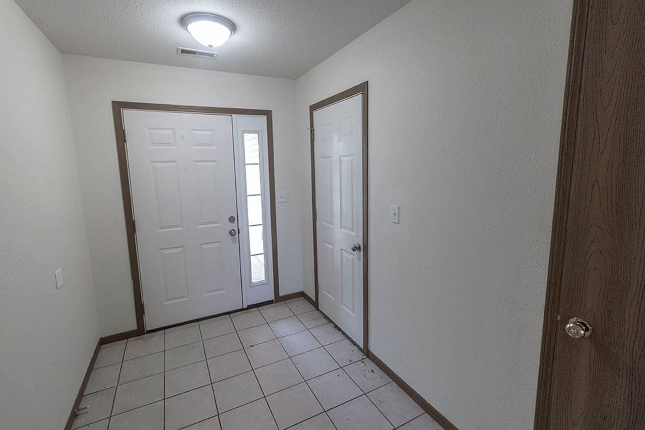 1603 Native Dancer Dr - Photo 2 of 24