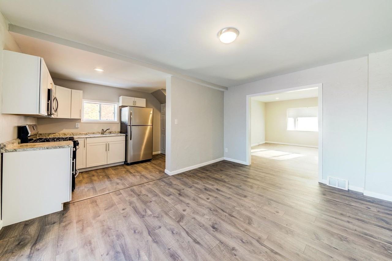 2030 Pioneer Ave - Photo 3 of 26