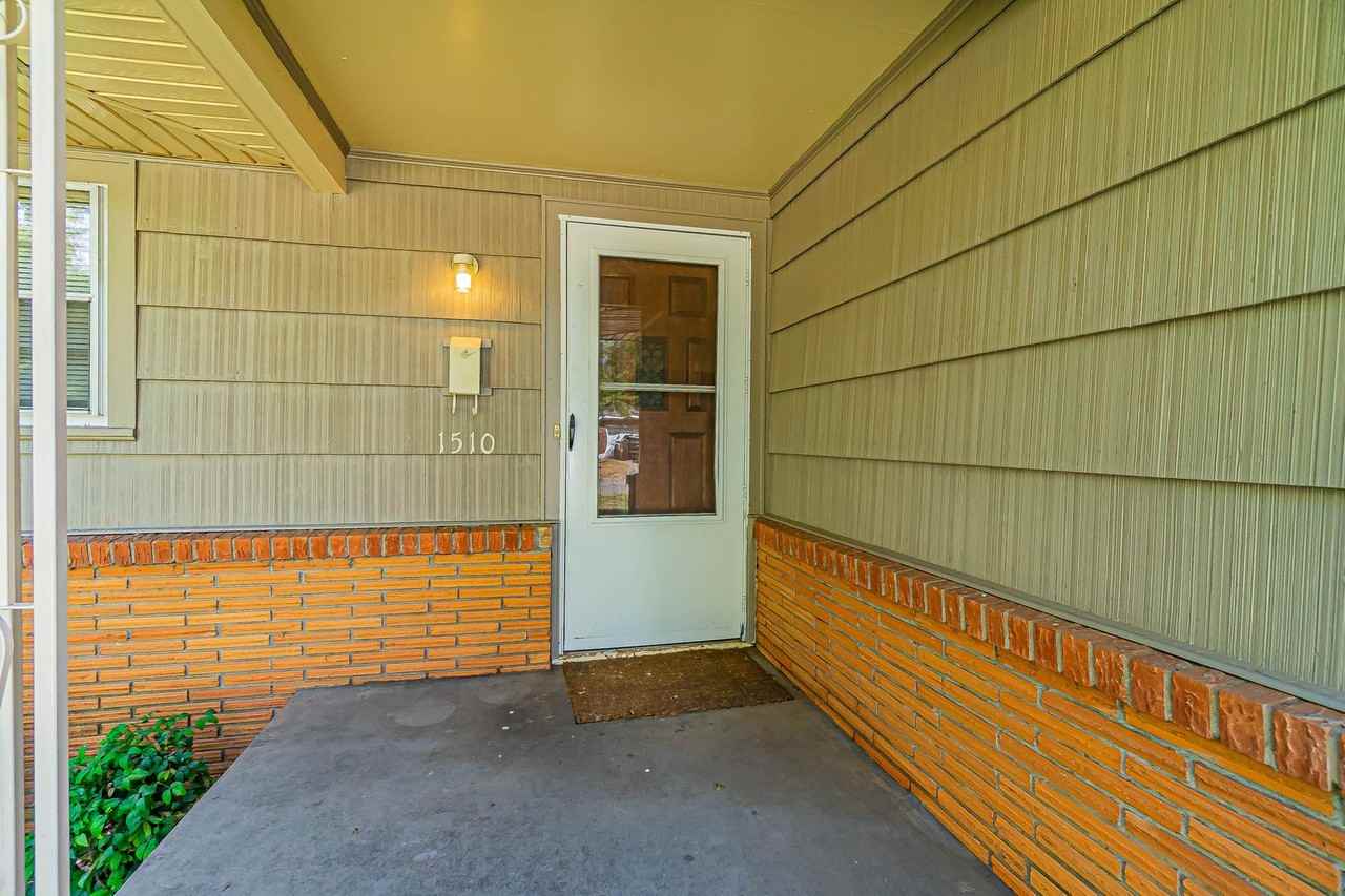 1510 Huntington Way - Photo 4 of 26