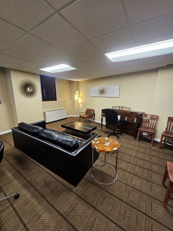 2600 Park Ave #10H - Photo 5 of 11