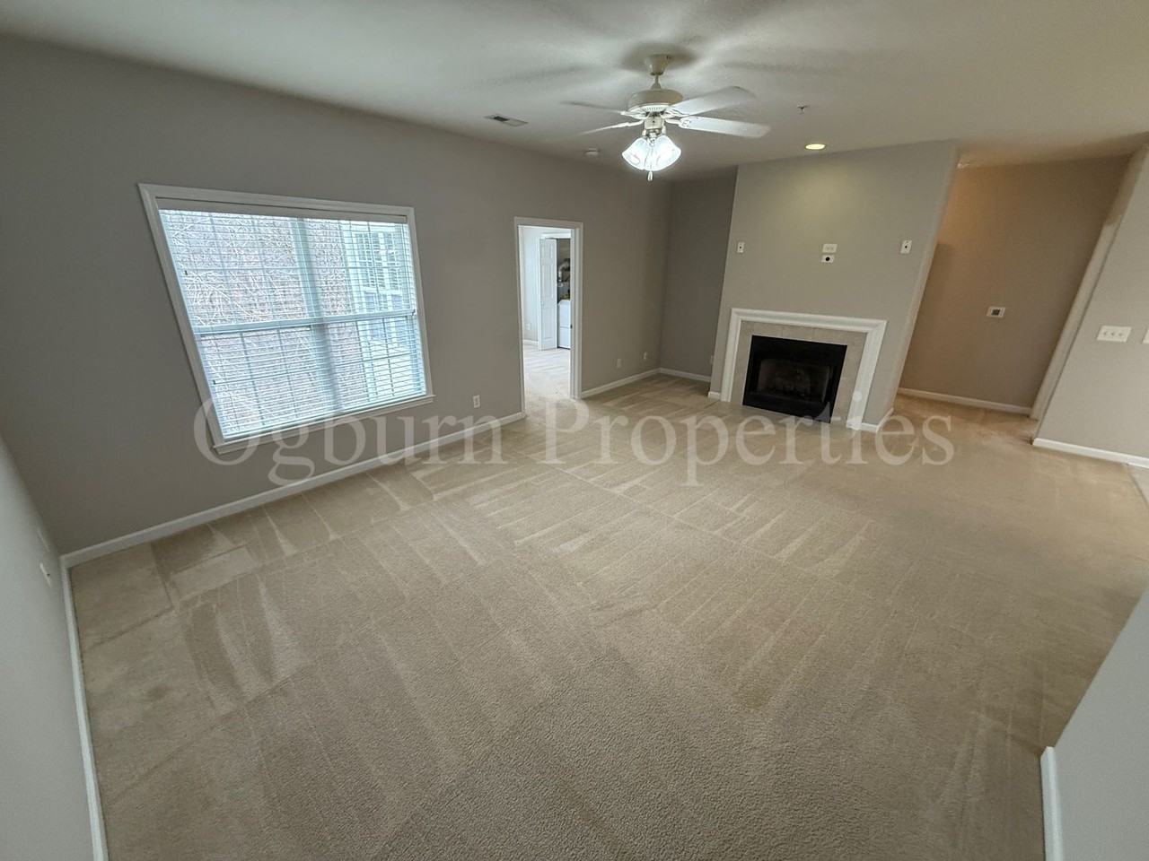 6981 Hanesbrook Cir #204 - Photo 4 of 12