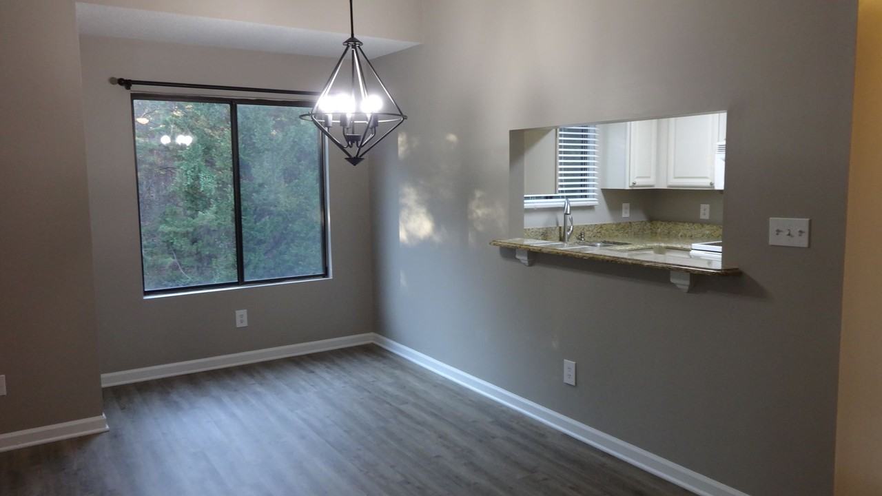 122 Mallard Head Ln - Photo 3 of 9