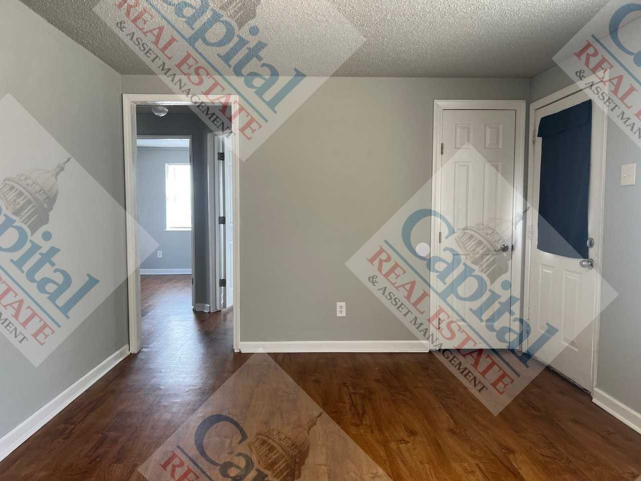 407 E Key Blvd - Photo 3 of 34