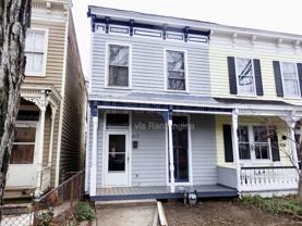 413 S Laurel St - Photo 1 of 1