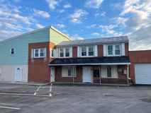 211 N Queen St - Photo 1 of 1