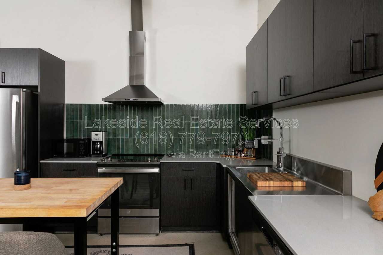 851 Fulton St W #W104 - Photo 5 of 41