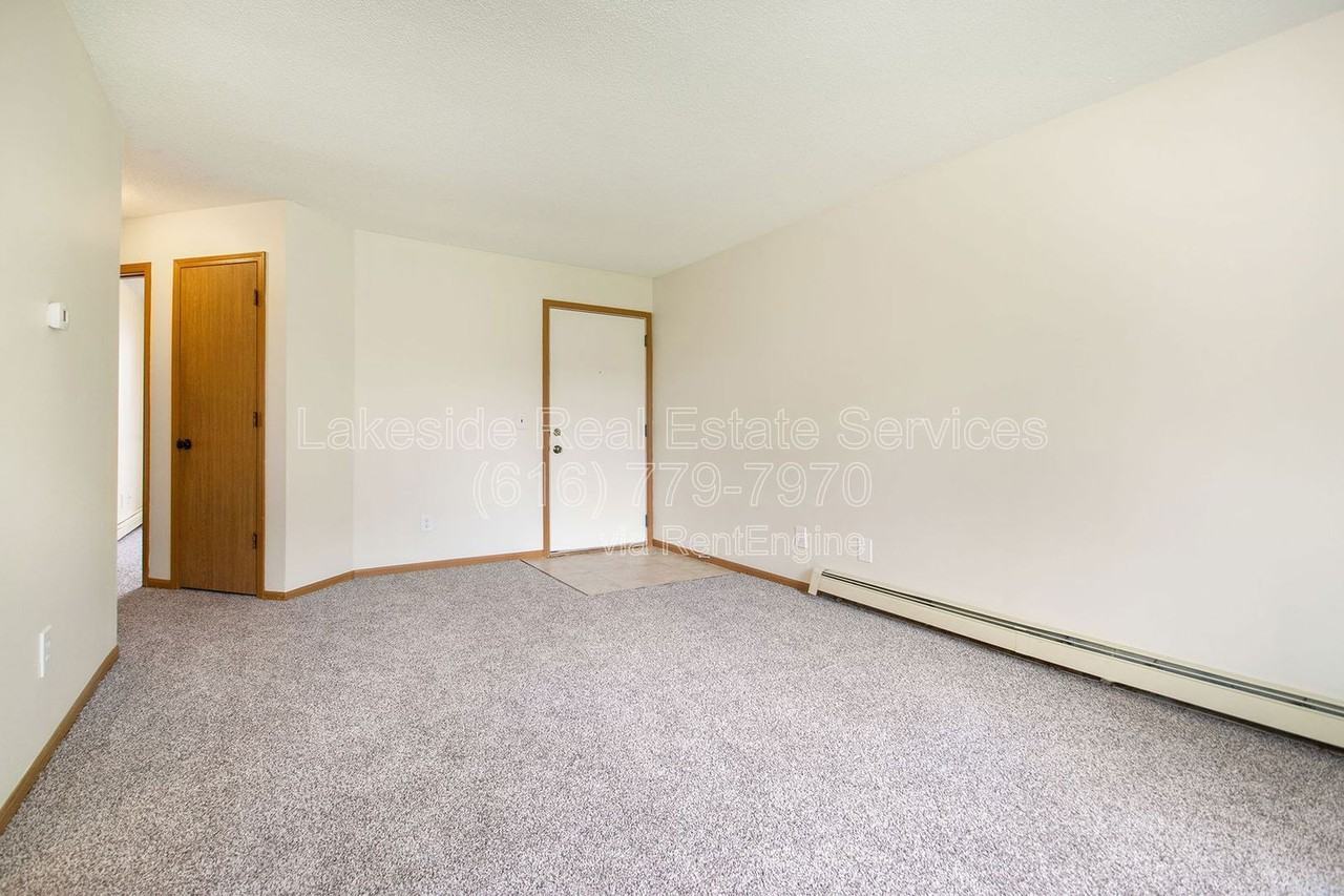 2912 Earle Ave Sw #1 - Photo 4 of 44