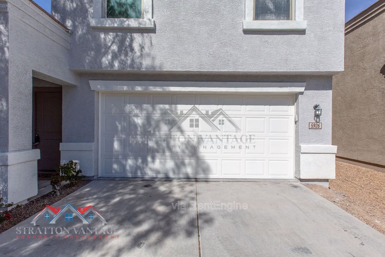 5926 E Oasis Blvd - Photo 4 of 41