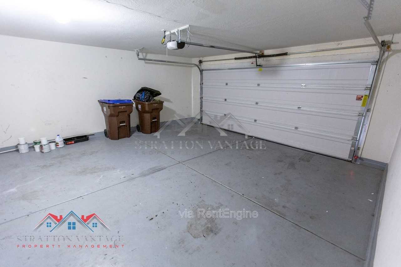 5926 E Oasis Blvd - Photo 7 of 41