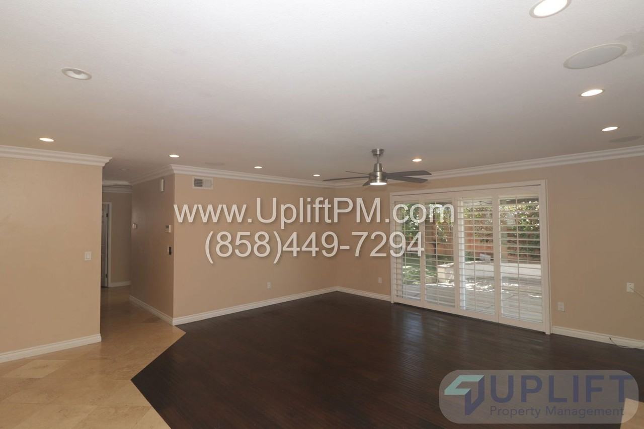 11205 Socorro St - Photo 7 of 29