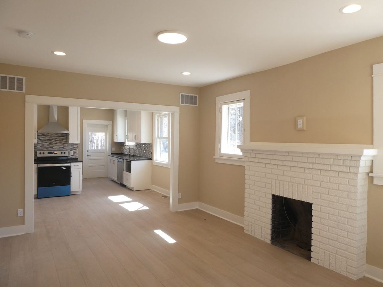 518 High St - Photo 2 of 17