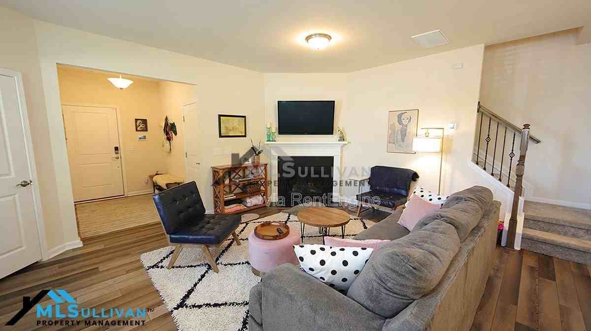 291 White Oak Ridge Dr - Photo 2 of 19