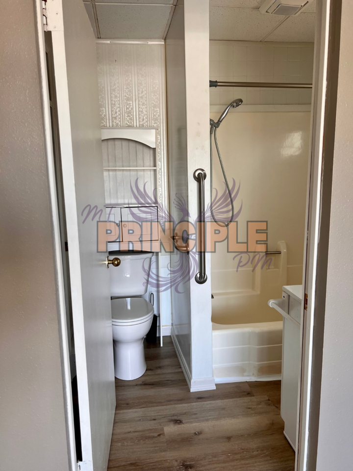 2622 Harvard Ave - Photo 4 of 9